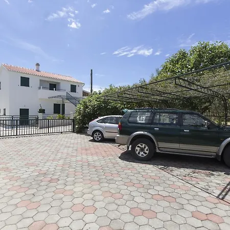 Apartmani Sanda Kanica * Rogoznica (Sibenik-Knin)