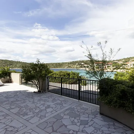 Apartmani Sanda Kanica Daire Rogoznica (Sibenik-Knin)